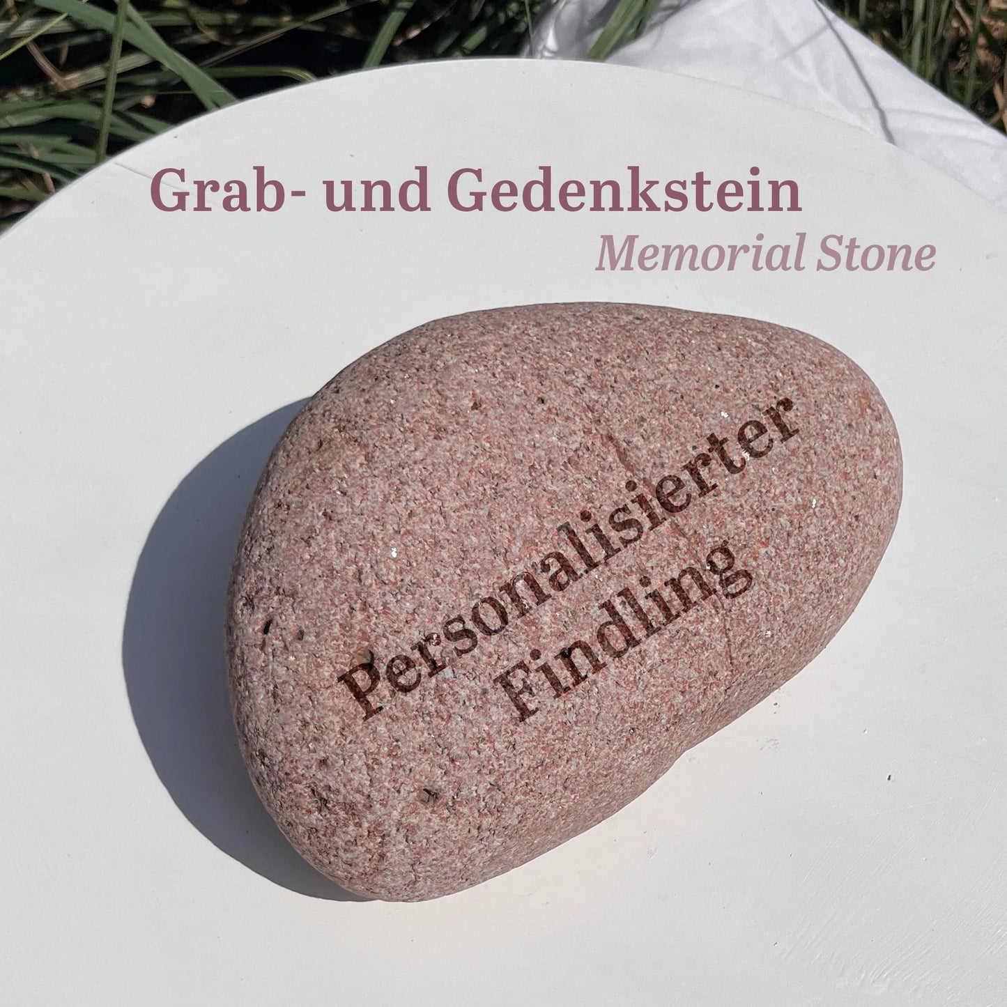 Tiergrabstein für Hund & Katze aus Naturstein - Stein Nr A-4 mit naturbelassener Gravur - Jeske Design