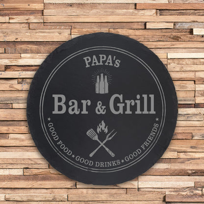 Personalisiertes rundes Schieferschild Bar & Grill - Good Food - Good Drinks - Good Friends