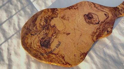 DEER HEAD - personalized engraving on an olive wood board